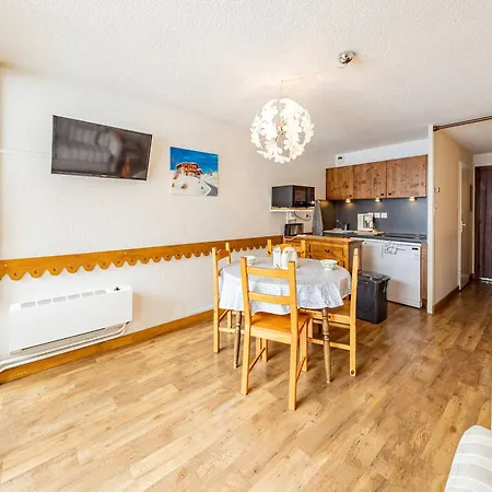 Moderne 4 Pers Au Pied Des Pistes A Francois Longchamp, Centre Station - Fr-1-807-3 Apartment *